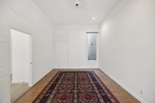 Building Photo - 1406 Post St