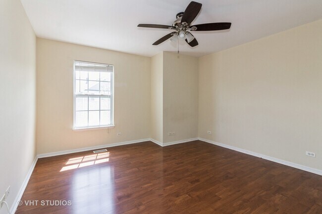 Building Photo - 544 Declaration Ln