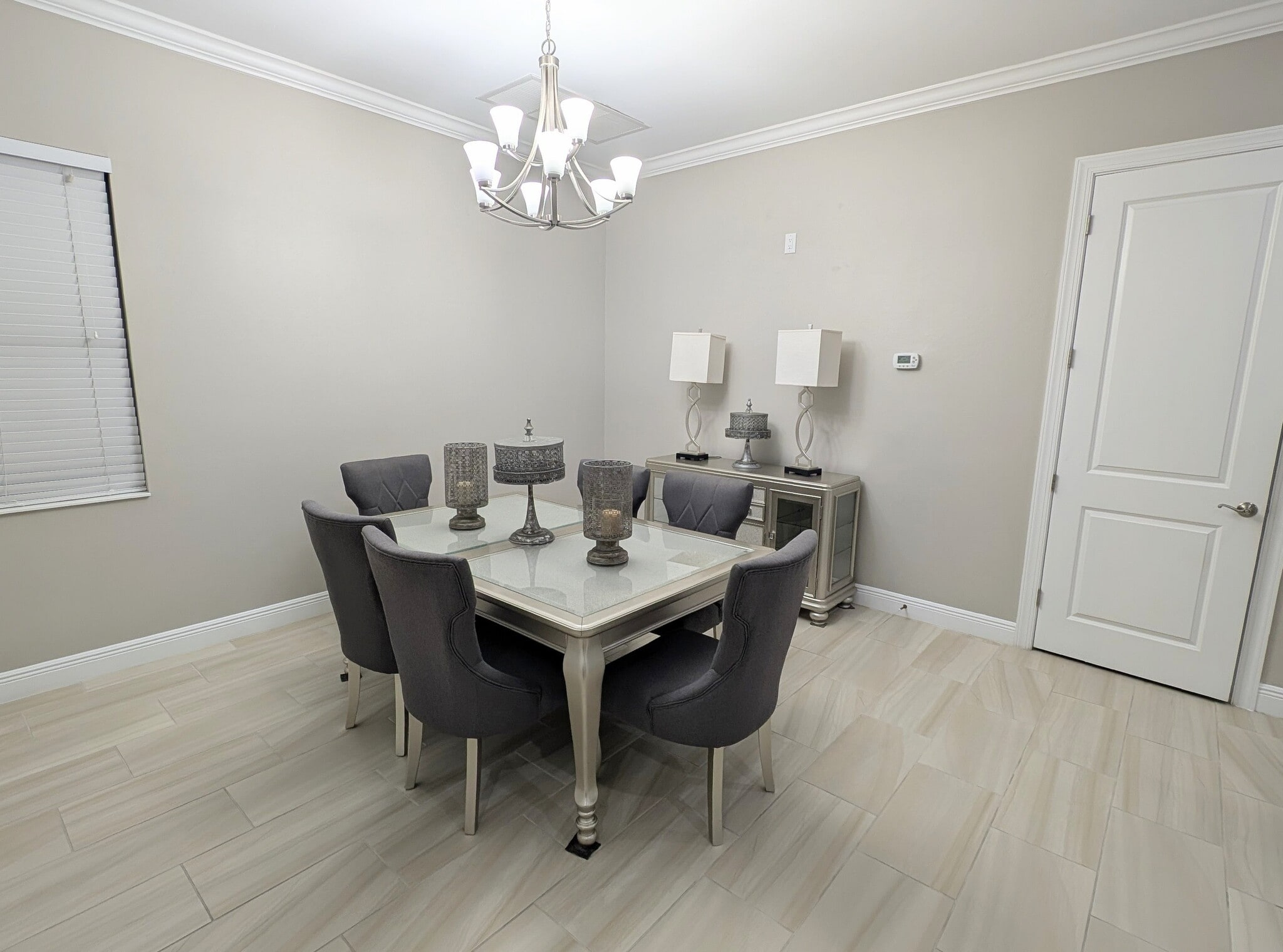 Building Photo - 1320 Kendari Ter