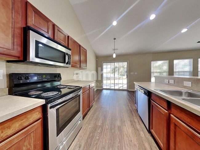 Building Photo - 5069 Carrington Ct