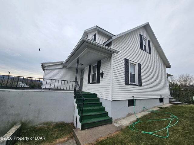 Building Photo - 92 N Diamond St