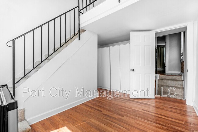 Building Photo - 1505 Byrd St