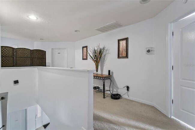 Building Photo - 913 Dorset Pl