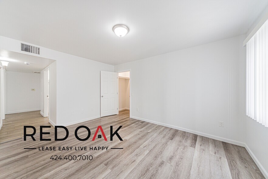 Building Photo - 6928 Agnes Ave