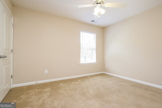 Building Photo - 3404 Silver Stream Way NW