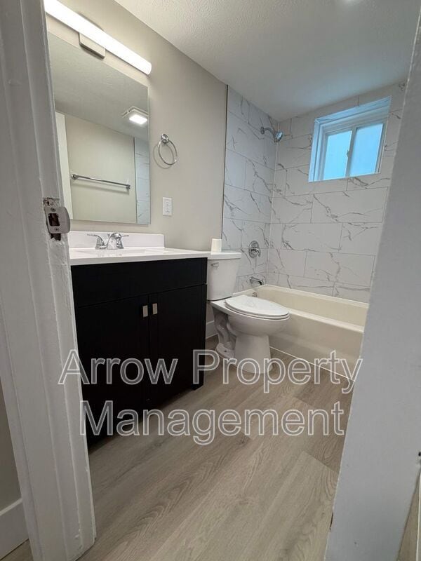 Building Photo - 5702 S St