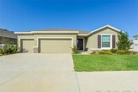 Building Photo - 5815 SW 82nd Ln