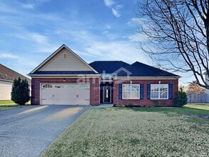 Building Photo - 533 Callie Ave