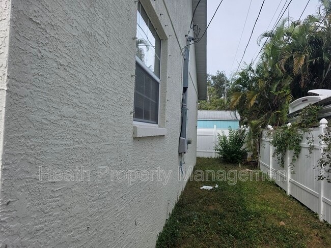 Building Photo - 5157 Rena St