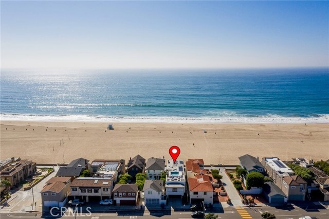 Building Photo - 2428 The Strand