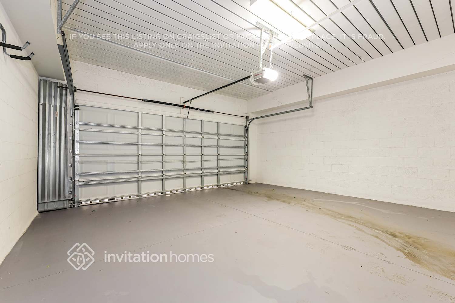 Building Photo - 2564 Gardens Pkwy