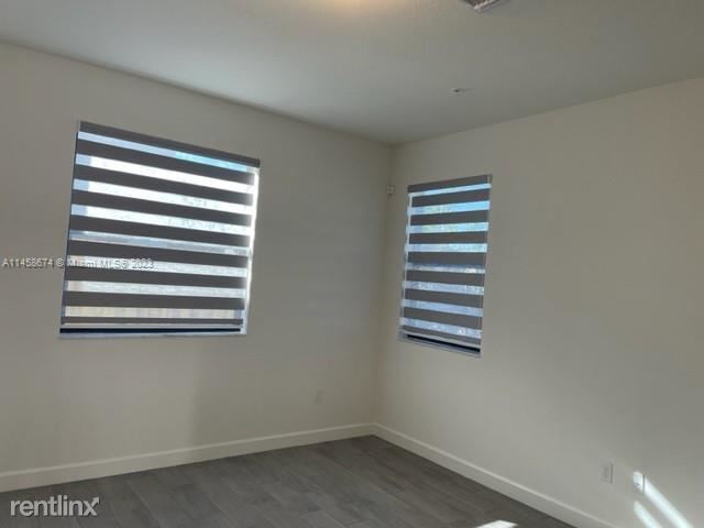 Building Photo - 4 br, 2.5 bath House - 240 SW 159th Way