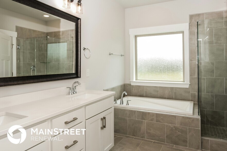 Building Photo - 6522 Oak Mdw Dr SE