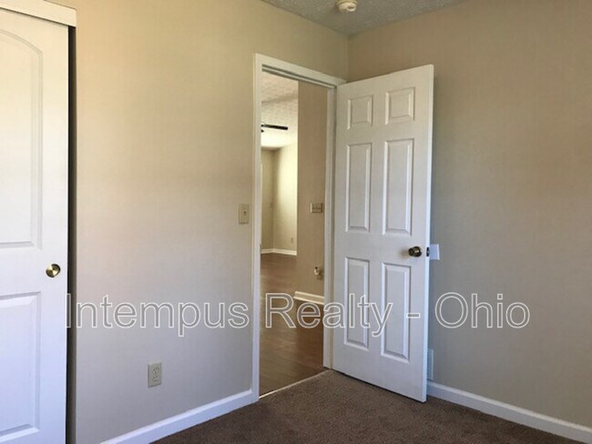 Building Photo - 129 Lofton Cir