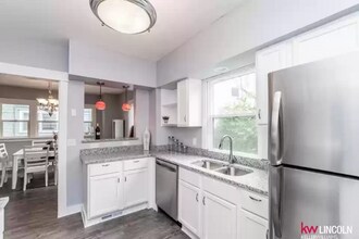 Building Photo - 1341 F St