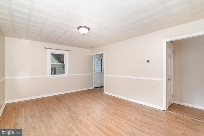 Building Photo - 6117 Nassau Rd