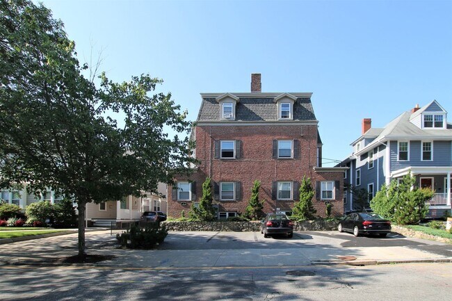 Building Photo - 41 S Angell St