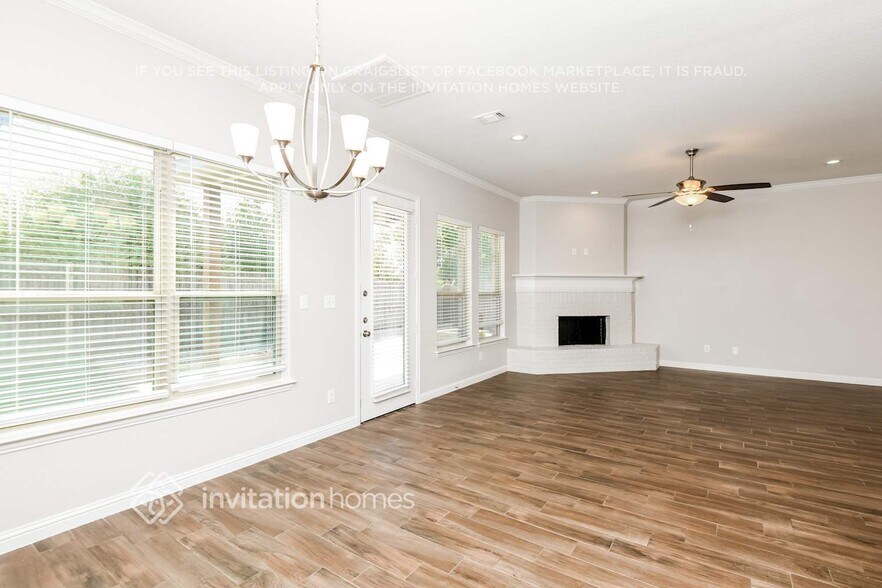 Building Photo - 308 Red Dr