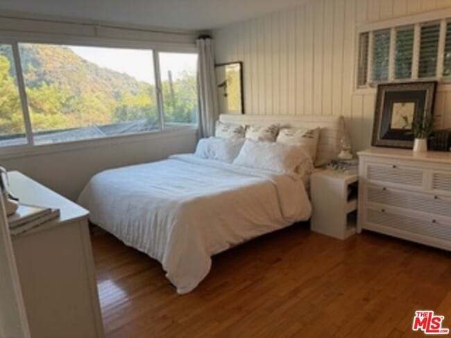 Building Photo - 2470 Zorada Dr