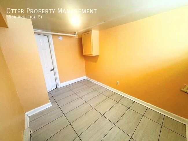 Building Photo - 5534 Ardleigh St