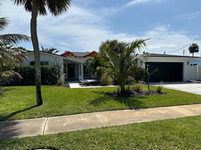 Primary Photo - 408 Penguin Dr