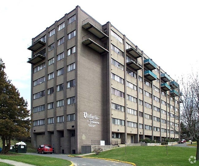 Building Photo - Victoria Towers