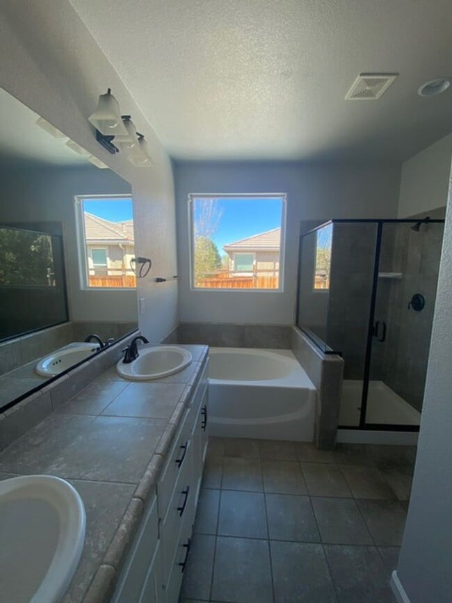 Building Photo - 3935 Hazy Swale Way