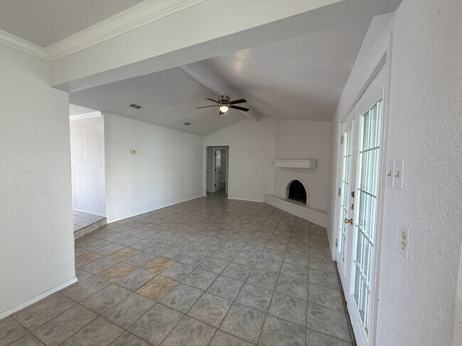 Building Photo - 7326 New Brunswick Dr