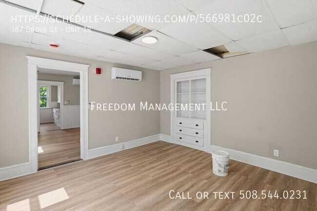 Building Photo - 387 Grove St