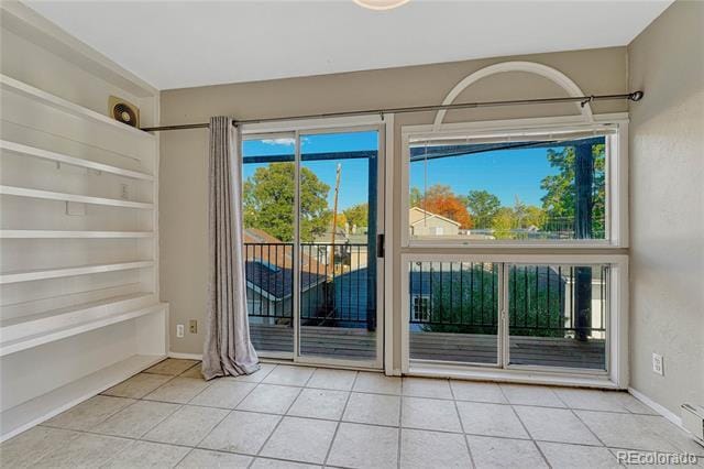 Building Photo - 468 Corona St