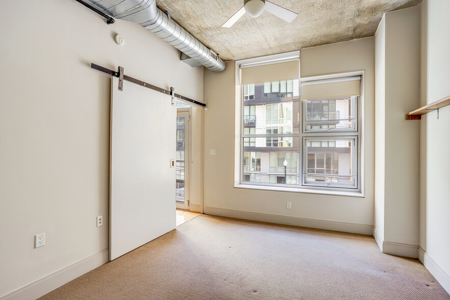 Building Photo - 929 Florida Ave NW