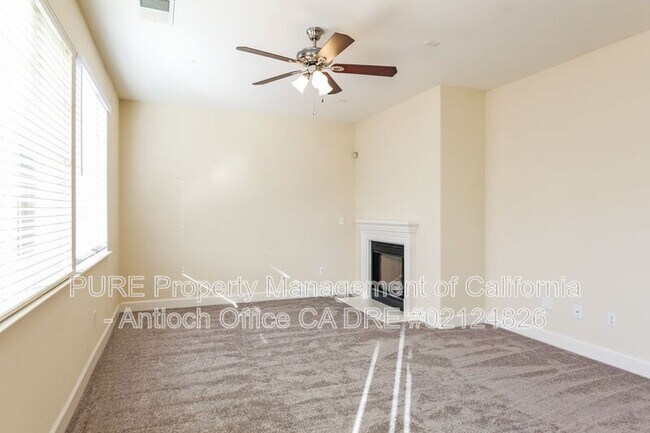 Building Photo - 5208 Rainwood Way