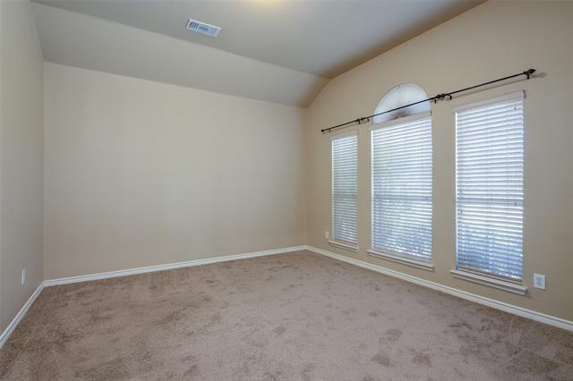 Building Photo - 640 Lake Shadow Dr