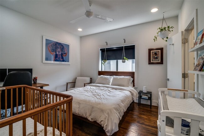 Building Photo - Prime Lower Greenville location with an open floorplan!