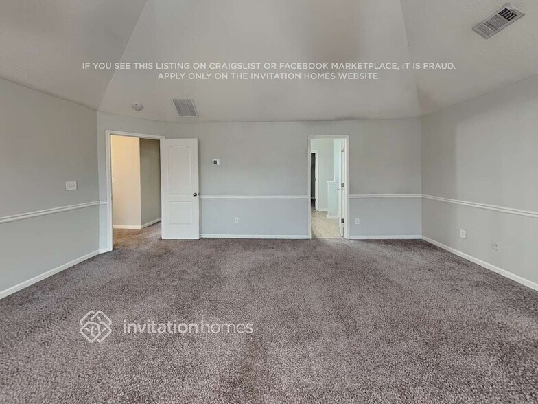 Building Photo - 225 Baltimore Ave