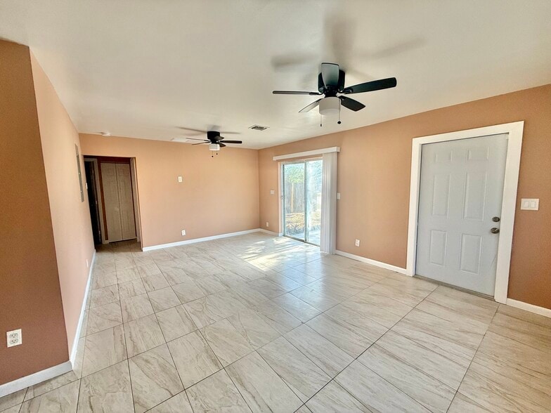 Building Photo - 6290 NW 14th St