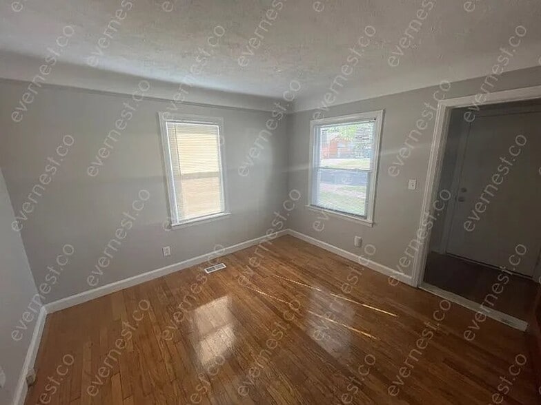 Building Photo - 1723 London Ave