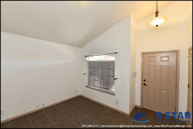 Building Photo - 4 bedroom in El Paso TX 79934
