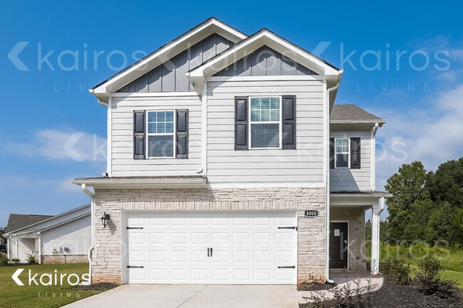 Building Photo - 4000 Bridgewood Wy