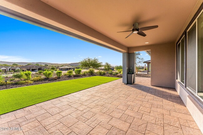 Building Photo - 3935 Desert Oasis Ave