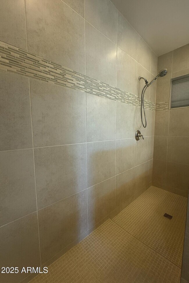 Building Photo - 20546 W Park Meadows Dr