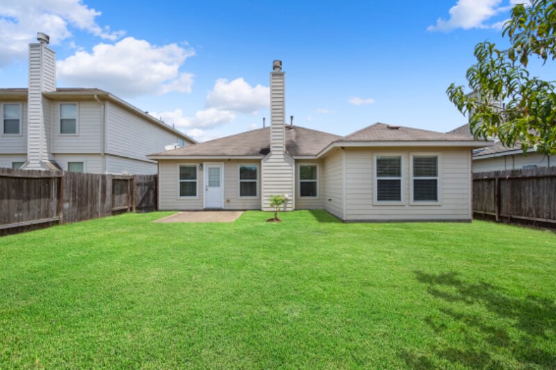 Building Photo - 25211 Bluma Ranch Dr