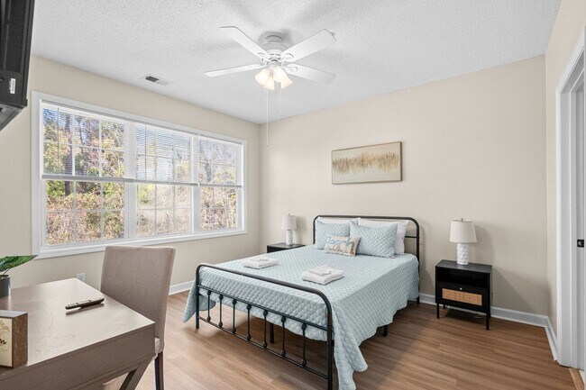 Building Photo - 5801 Oyster Catcher Dr