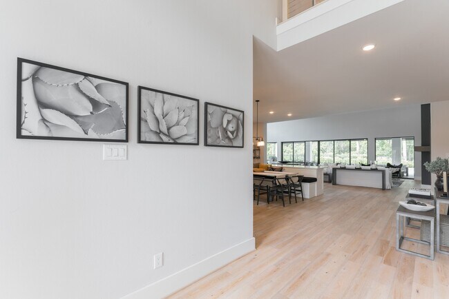Building Photo - 23 Legacy Branch Dr