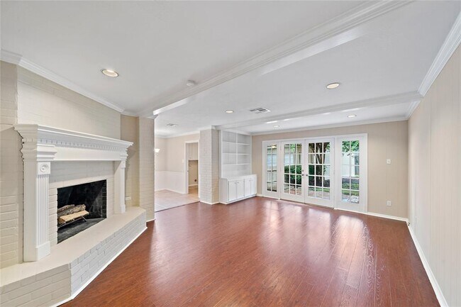 Building Photo - 12350 Attlee Dr