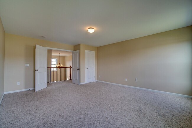 Building Photo - Gorgeous 4/5 BR, 3 BA, 2 Car Garage Home with Fenced Backyard and Large Storage Unit