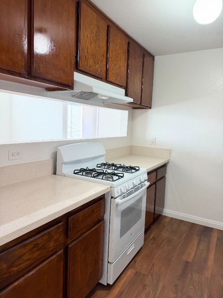 Building Photo - 4953 Barstow St