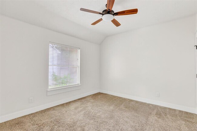 Building Photo - 5010 Cottage Glen Ct