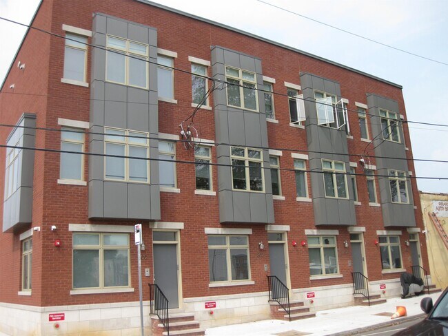 Building Photo - 802 N 19th St