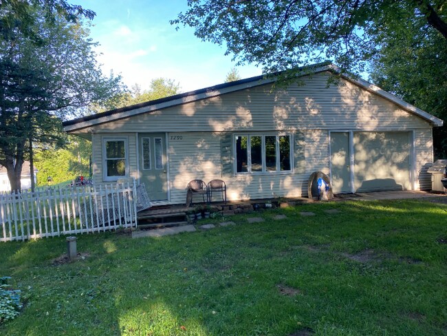 Primary Photo - 7290 Ansley Ln